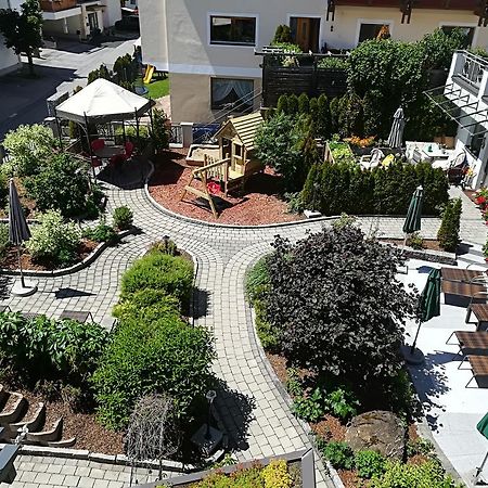 Hotel Garni Romantika 세르파우스 외부 사진