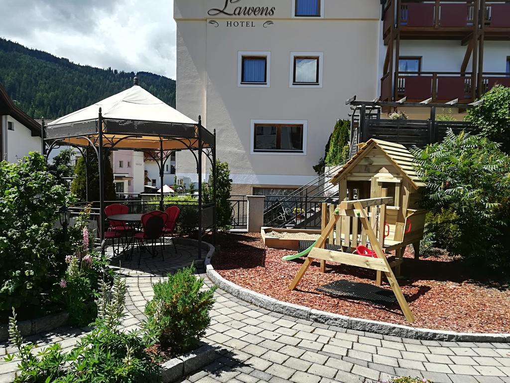 Hotel Garni Romantika 세르파우스 외부 사진