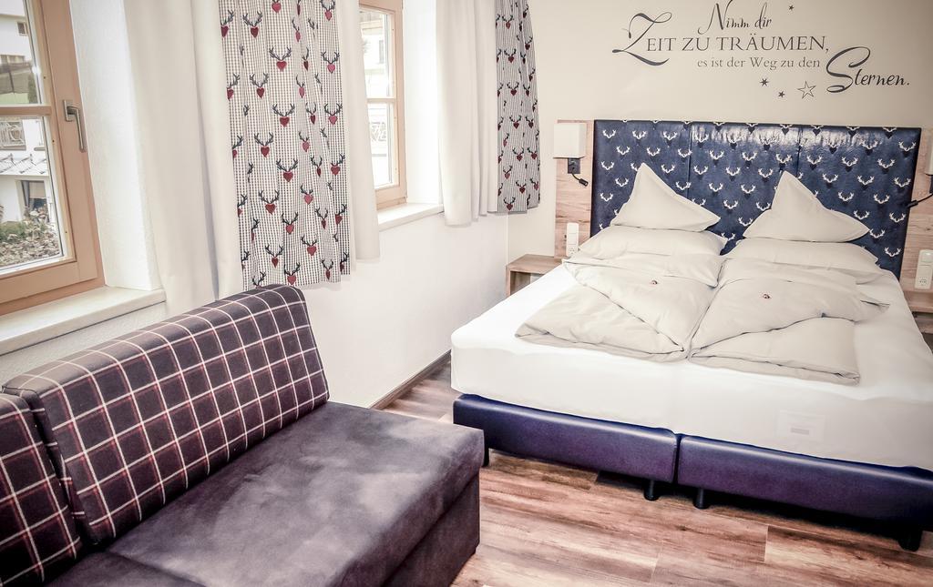 Hotel Garni Romantika 세르파우스 외부 사진