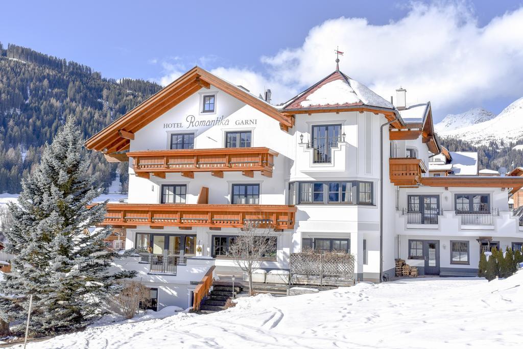 Hotel Garni Romantika 세르파우스 외부 사진